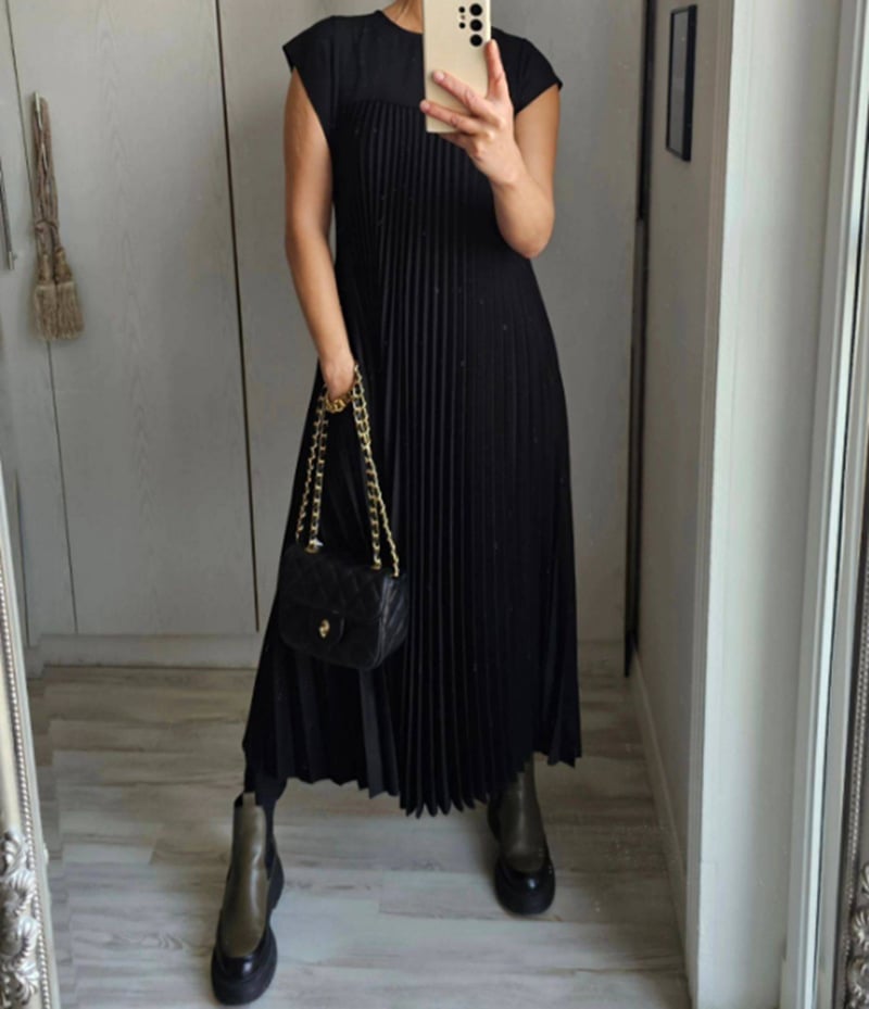 Sophia - Elegant Maxy Plisseret Kjole Spliced
