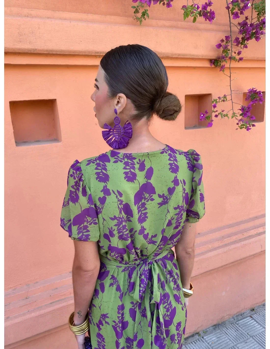 Lucinda - Plisseret Blomster Boho Kjole med V-udskæring