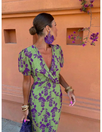 Lucinda - Plisseret Blomster Boho Kjole med V-udskæring