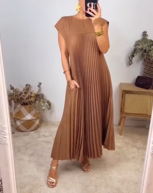 Sophia - Elegant Maxy Plisseret Kjole Spliced