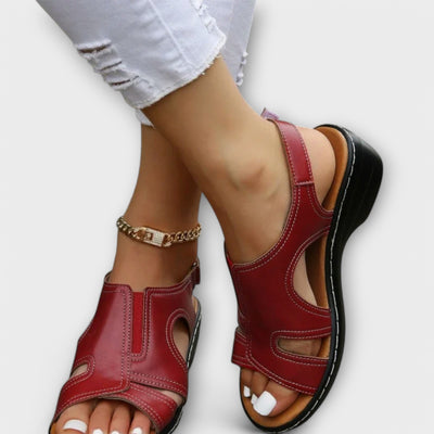 Christina | Orthopædisk Lædersandal med Komforthæl